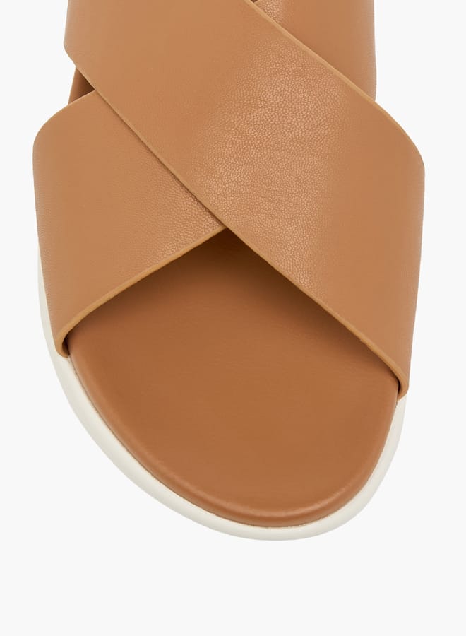 Le Confort Women's Solid Cross Strap Sandals With Hook And Loop Closure  - Image 4