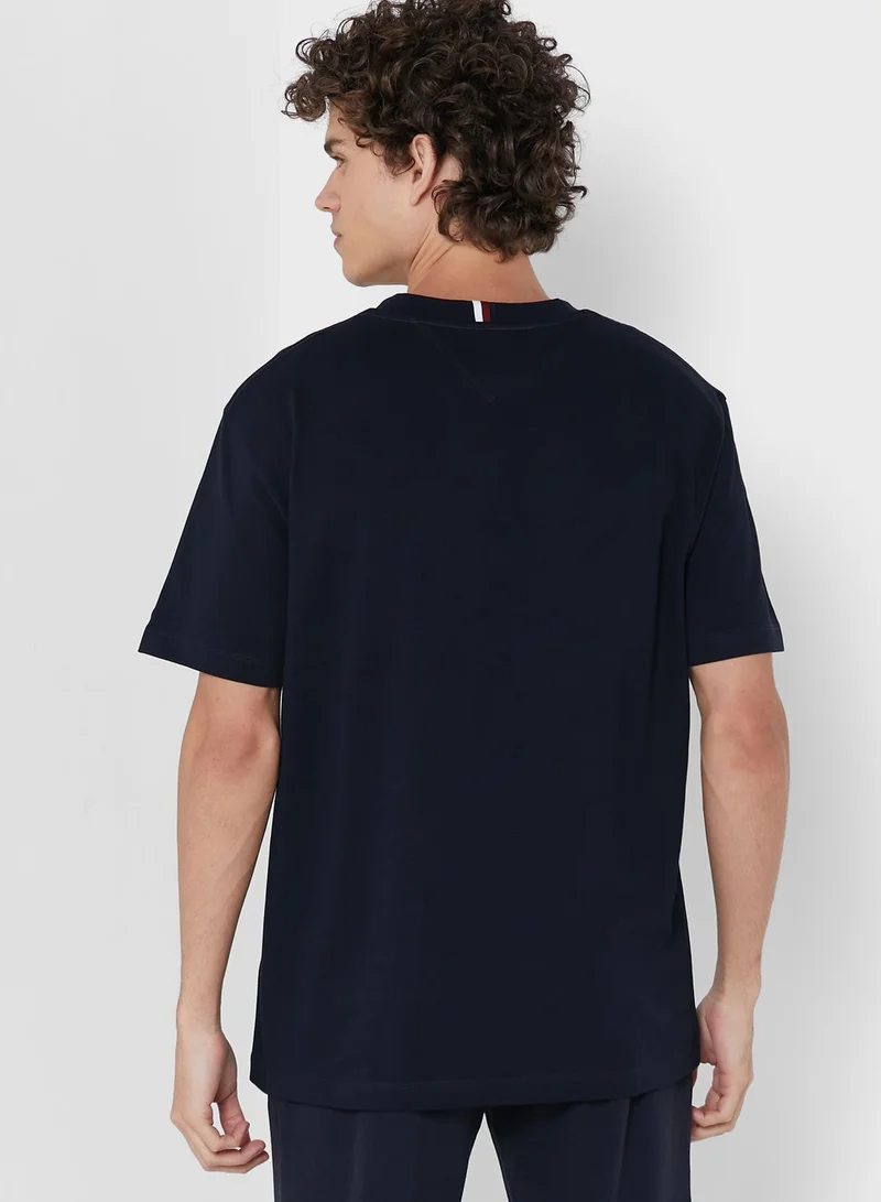 TOMMY HILFIGER Logo Crew Neck T-Shirt