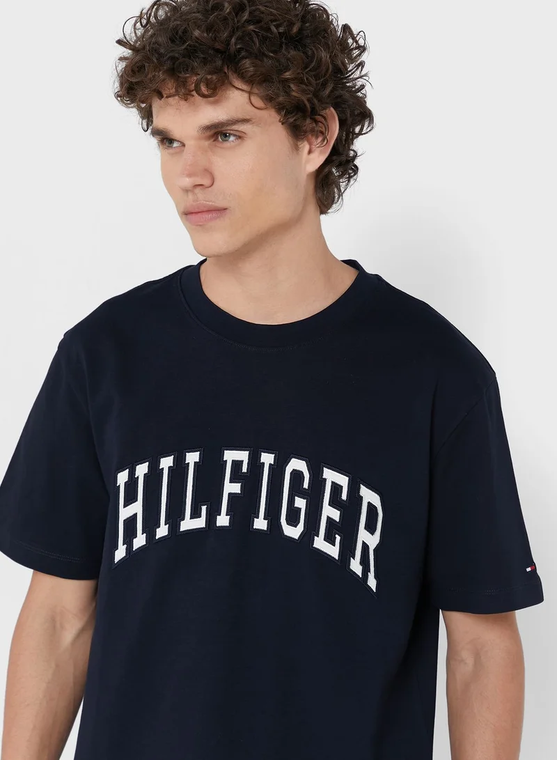TOMMY HILFIGER Logo Crew Neck T-Shirt