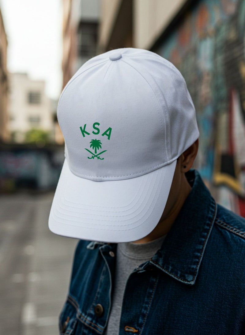 لوحة كاب مصنوع من القطن بتصميم لمناسبة اليوم الوطني السعودي وللتعبير عن حب الوطن في كل وقت - Image 2