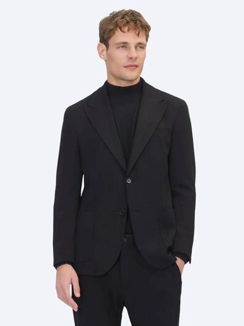 كيب بدلة سوداء عصرية