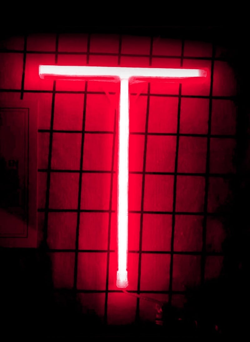 سلة حرف بإضاءة النيون باللون الأحمر الدافىء – T - Image 1