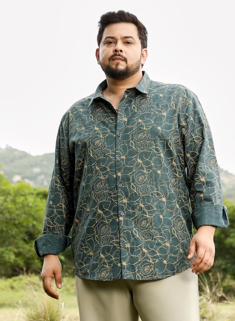 انستافاب بلس قميص رجالي مطرز بالورود الخضراء من إنستافاب بياقة واسعة وأكمام طويلة بأزرار