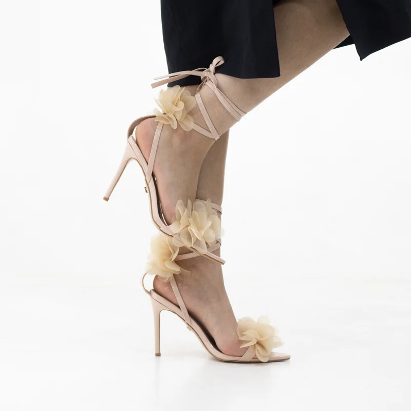 LAMARAPARIS PETALS POINTED-TOE STILETTO SANDAL 10.5CM HEELS WITH OVERSIZED FLOWERS