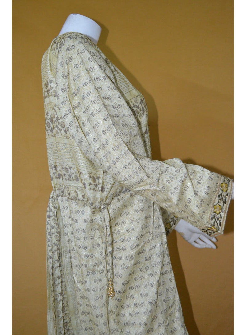 زينة جلابية نسائية أنيقة – فستان سهرة وحفلات محتشم بتطريز وأكمام طويلة مع أشرطة جانبية قابلة للتعديل - Image 2