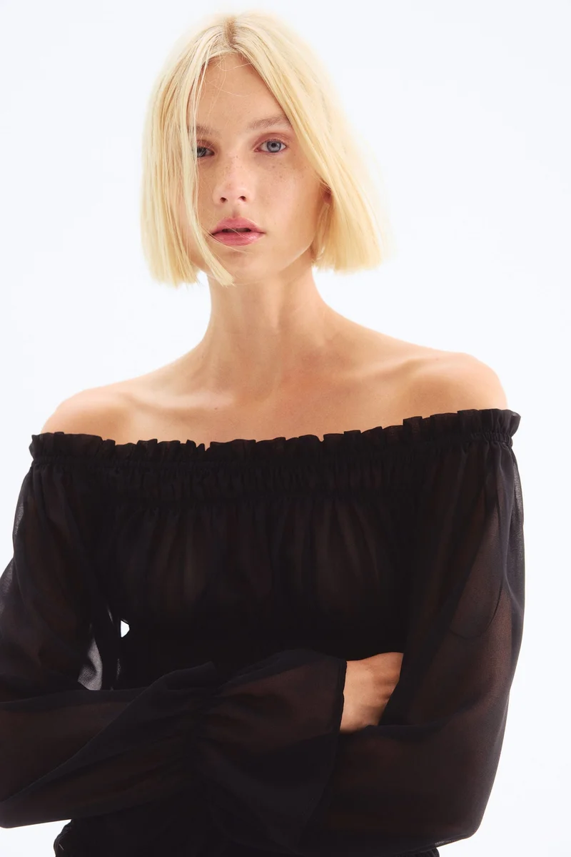 H&M Smocked off-the-shoulder dress