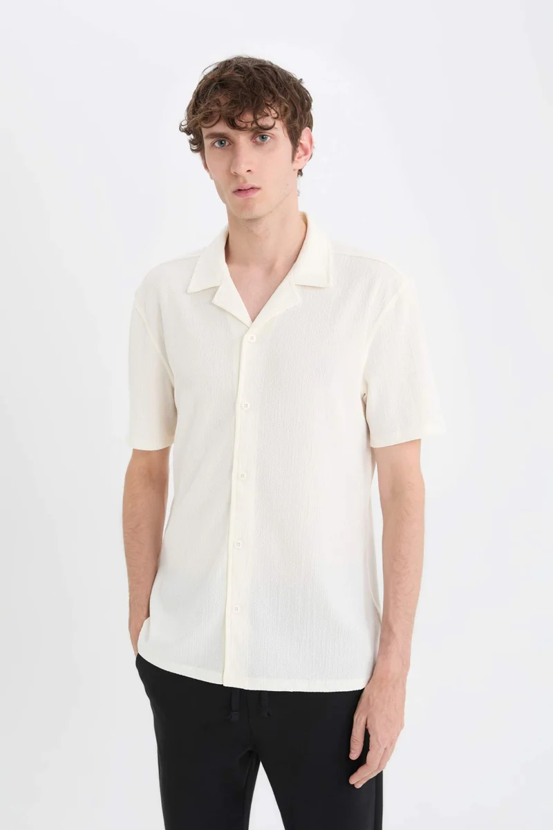Defacto  Modern Fit Resort Neck Short Sleeve Shirt for Men | Best Price UAE