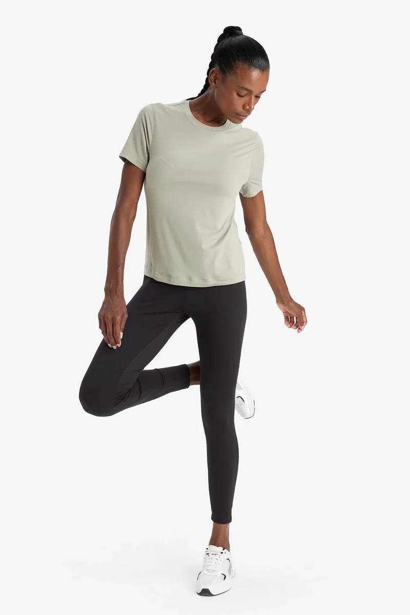 ديفاكتو DeFactoFit Standard Fit Sports Basic T-Shirt
