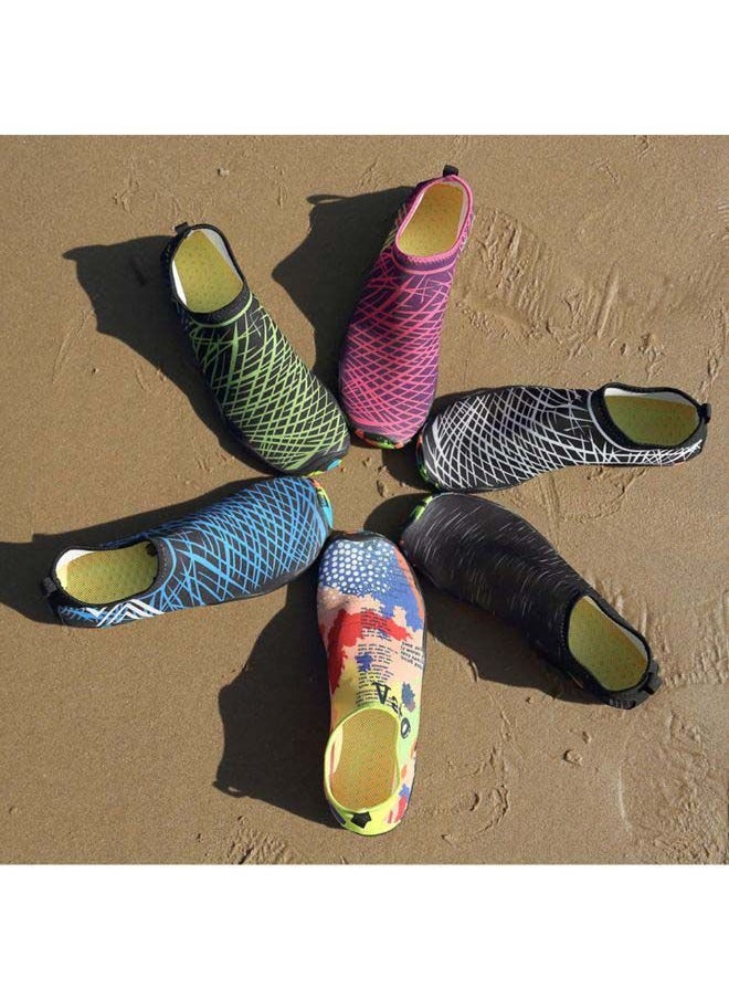 NIBEMINENT Pair Of Quick Dry Barefoot Water Shoes  - Image 2