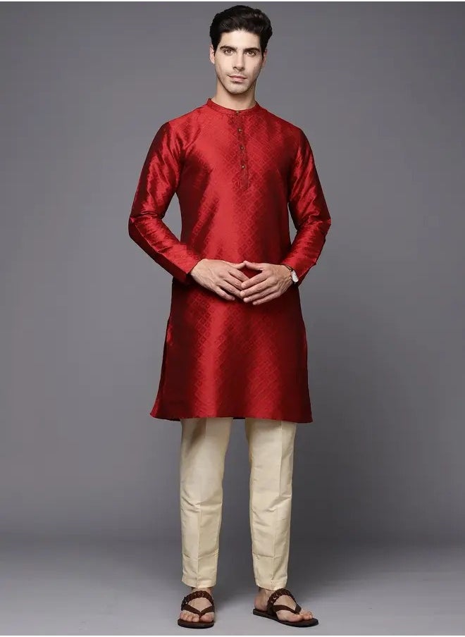 Maroon Solid Silk Blend Straight Kurtas - pzsku/Z4D29CC12C0AA3CC8222BZ/45/_/1737699892/36a13c83-68e7-48e2-acc5-cc11c0d9644f