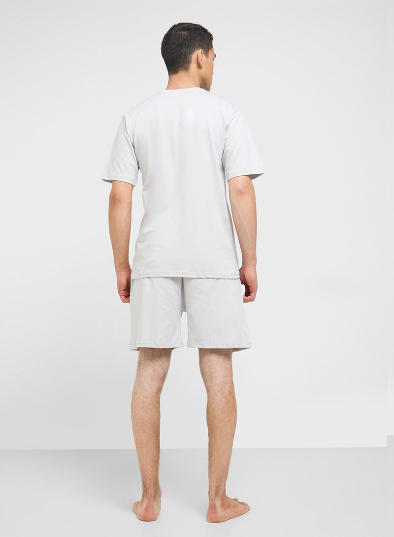 سفنتي فايف طقم بيجامة تي شيرت وشورت - Image 2