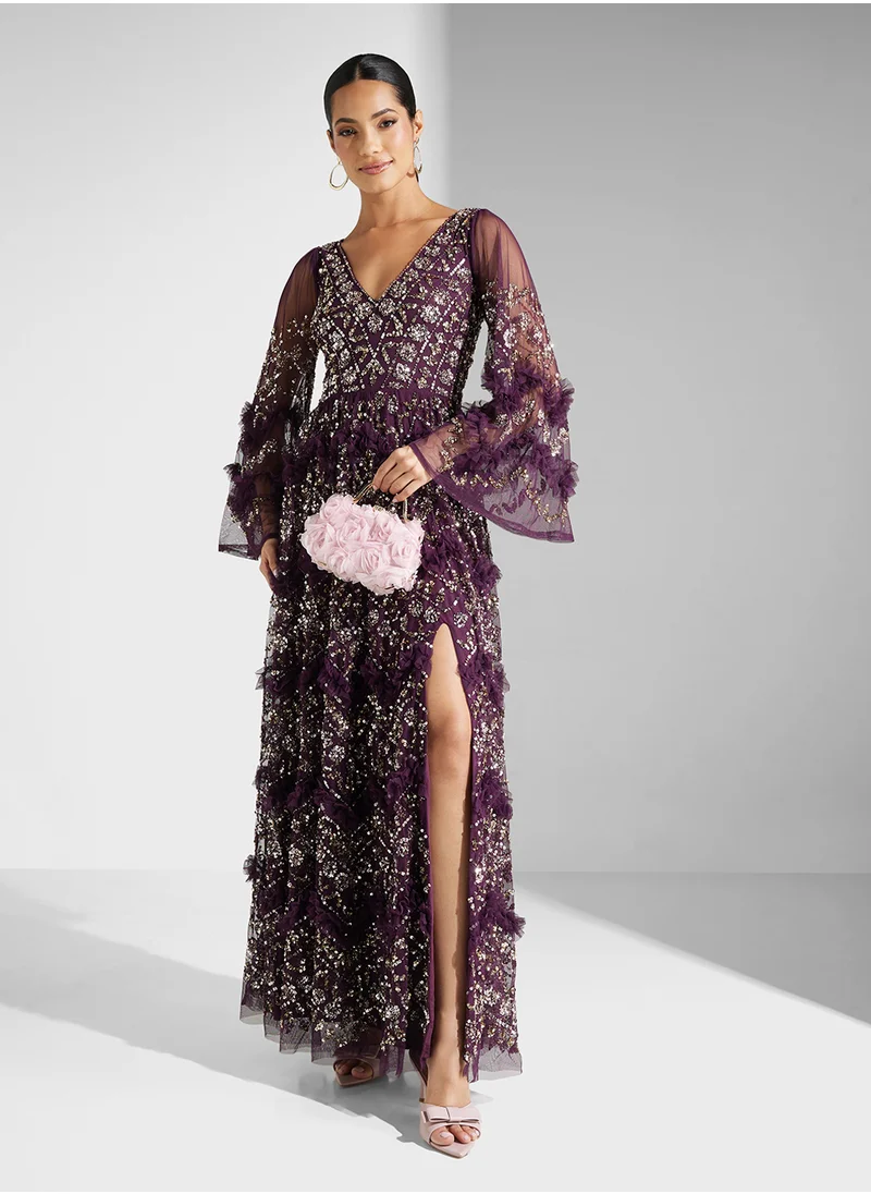 مايا Embellished Frill Detailed Maxi Dress
