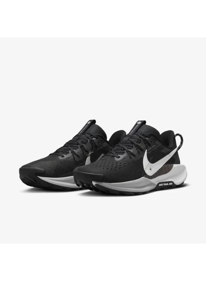Nike Pegasus Trail 5 Unisex Running Shoes - Black/ White