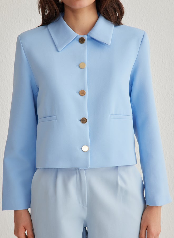 trendyol جاكيت بليزر منسوج مزود بأزرار بتفاصيل محاصيل زرقاء بياقة قميص - Image 3