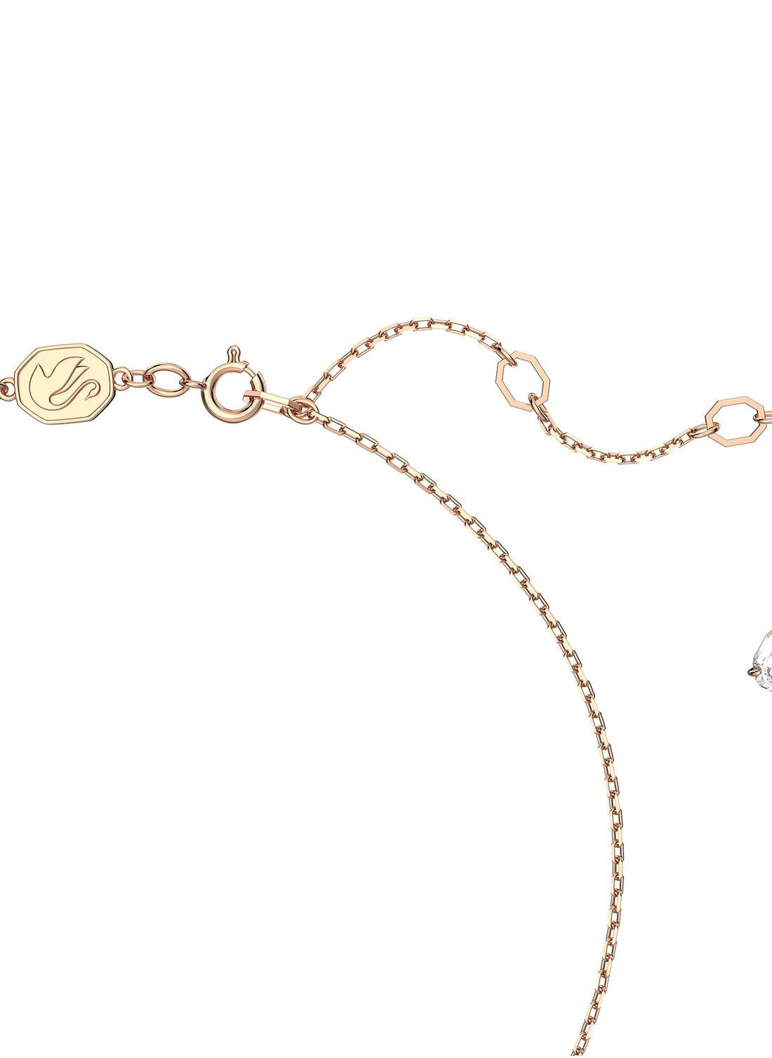 قلادة كونستيلا بميدالية