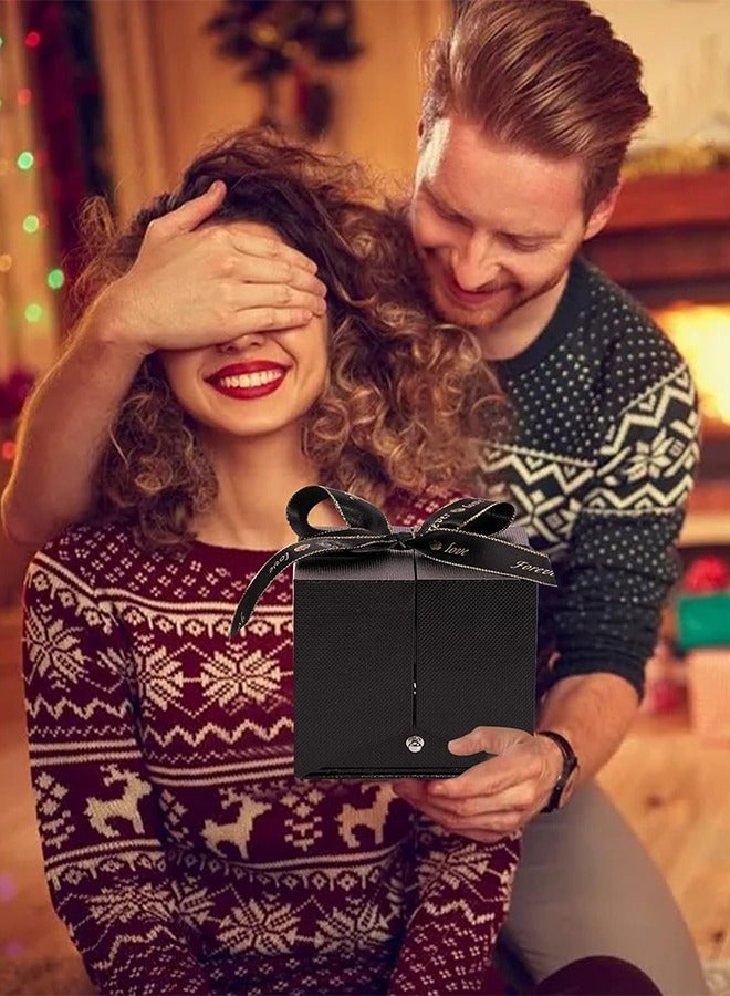 مكعب جي مجموعة هدايا مصنوعة يدويًا من وردة حقيقية محفوظة مع قلادة على شكل قلب، أحبك بـ 100 لغة، مناسبة للأم/الابنة/الزوجة، لحفلات الزفاف/أعياد الميلاد والمزيد - Image 5