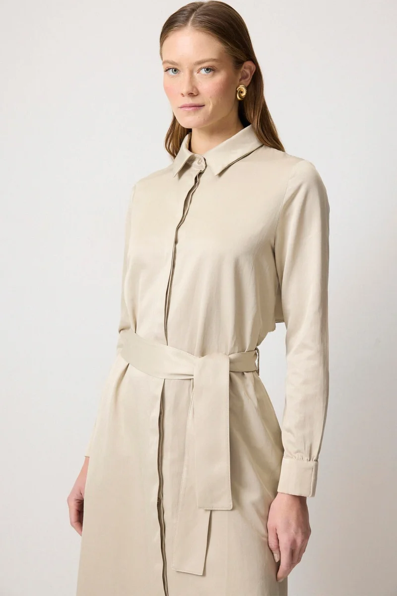 توتشي Prive Belted Shirt Dress