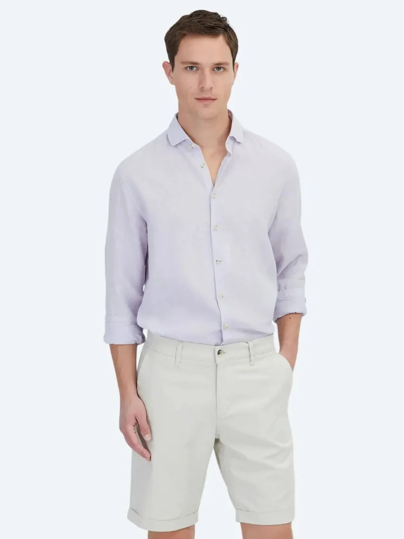 كيب قميص قطني سادة بلون الخزامى، بقصة عادية، مصنوع من مزيج القطن.