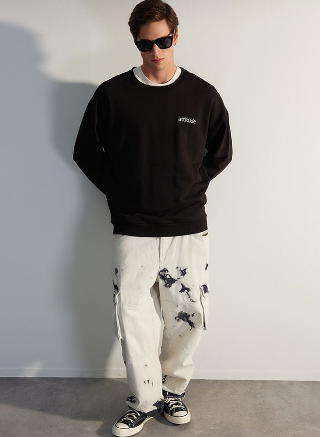 trendyol Black Premium Oversize/Wide Cut Thick Cotton Sweatshirt with Text Embroidery TMNAW24SW00039 - Image 1