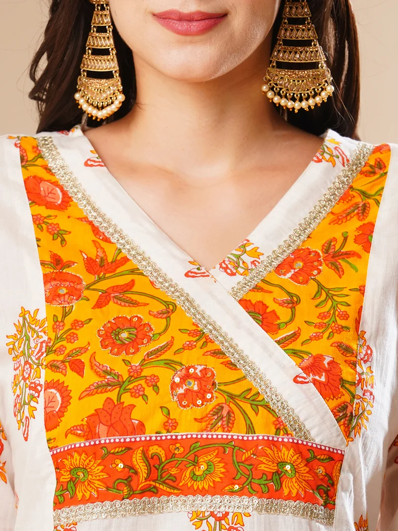 globus Women Off White Floral Printed Panelled Pure Cotton Straight Kurta & Trousers & Dupatta