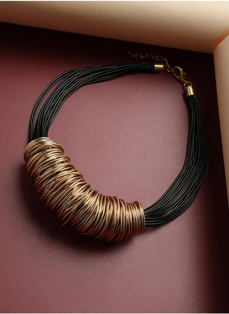 SOHI Ribbed Wire Thread Necklace