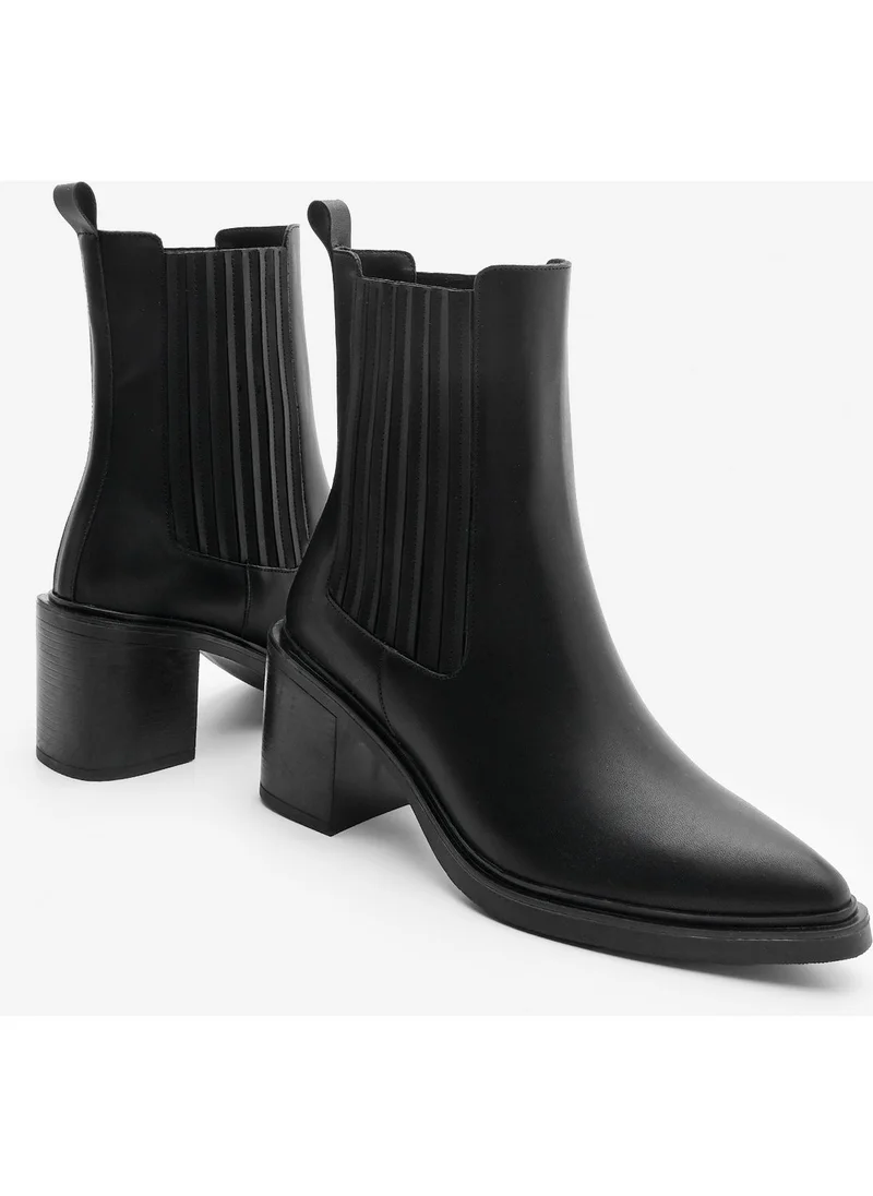 مارجين Women's Pointed Toe Double Elastic Thick Heel Boots Solav