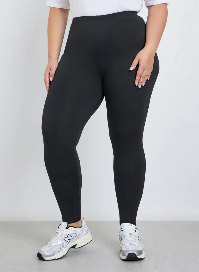 ستايلي ليقنز بمقاس كبير وخصر مطاطي