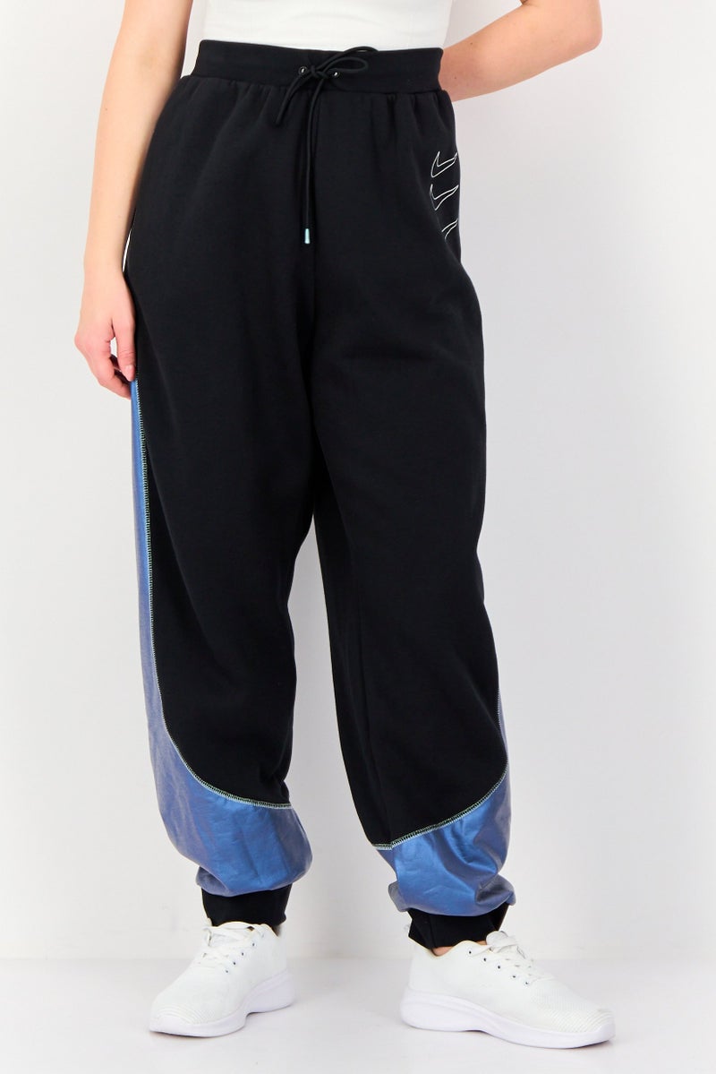 Nike Women Oversized Fit Outdoor Sweatpants, Multicolor - Image 1