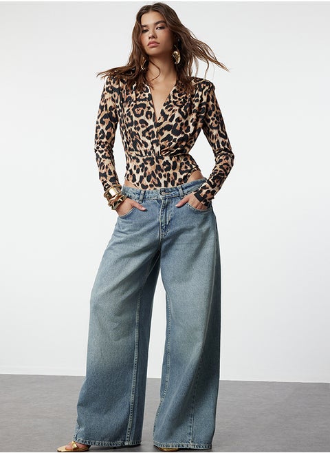Multicolored Knitted Double Breasted V-Neck Leopard Body TPRAW22BD0161