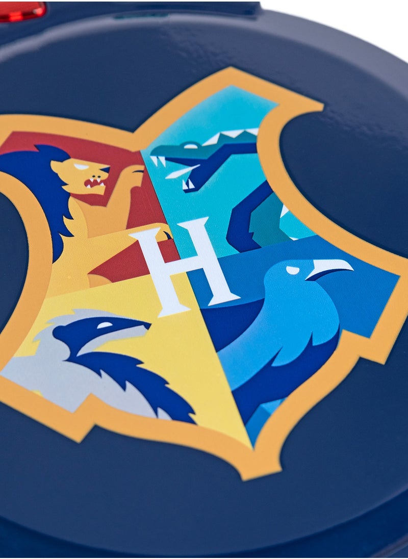 Uncanny Brands - Harry Potter Hogwarts Checkmate Waffle Maker - Image 1
