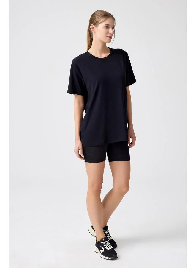 Los Ojos x Melodi Black Oversized Wide-Fit Boyfriend T-Shirt