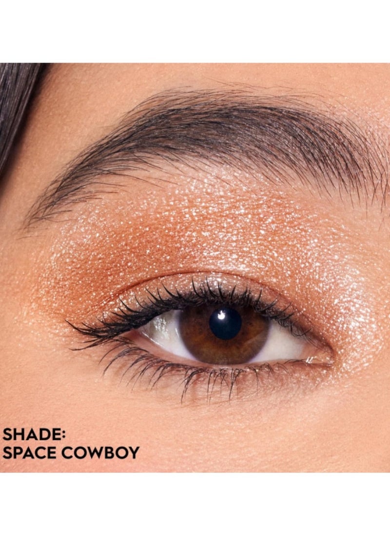 إربان ظلال عيون مضغوطة من Urban Decay 24/7 Moondust، Space Cowboy - ذهبي فاتح مع بريق فضي - أقصى قدر من اللمعان واللمعان المخملي  - Image 2