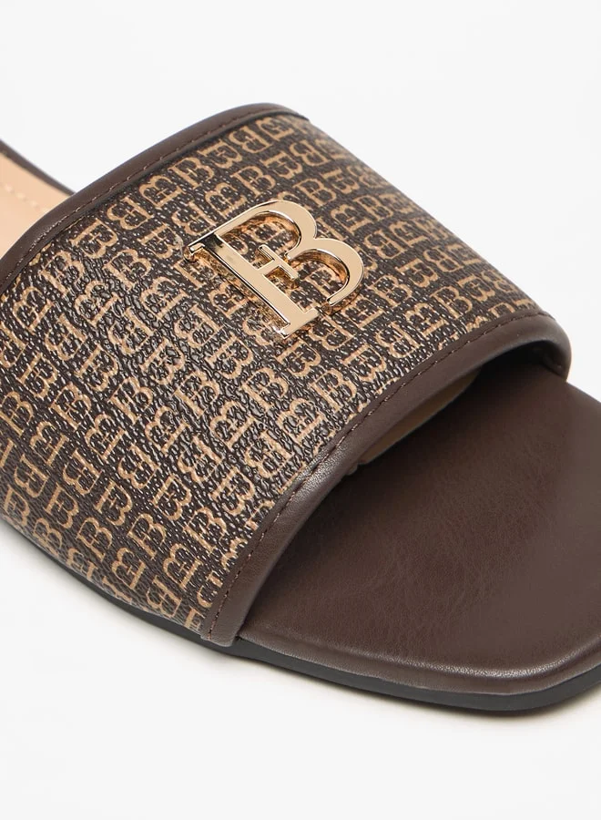 فلورا بيلا من شو إكسبرس Logo Accent Slip-On Sandals