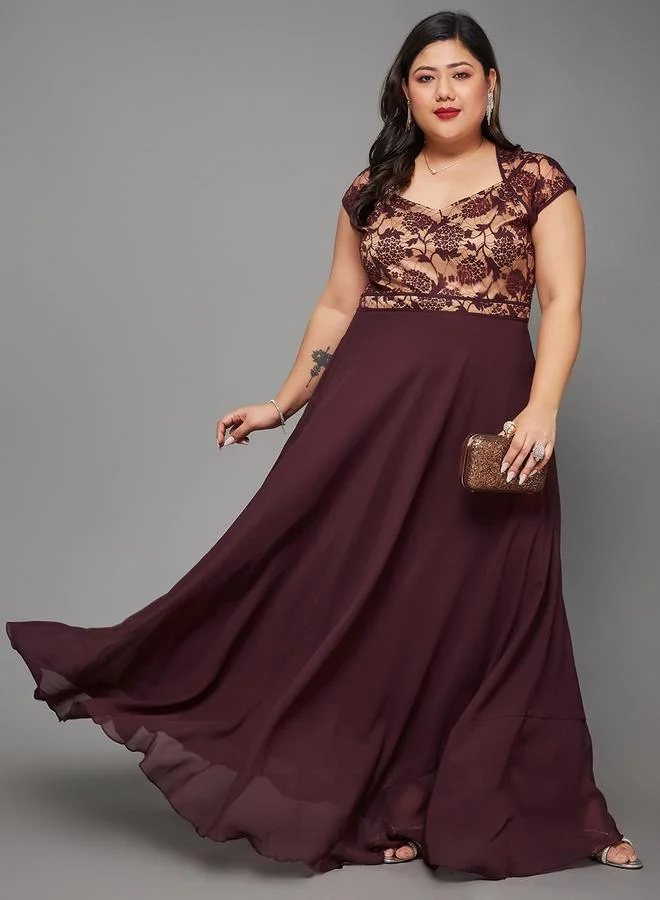 Miss Chase Plus Size Lace Insert Sweetheart Neck Maxi Dress