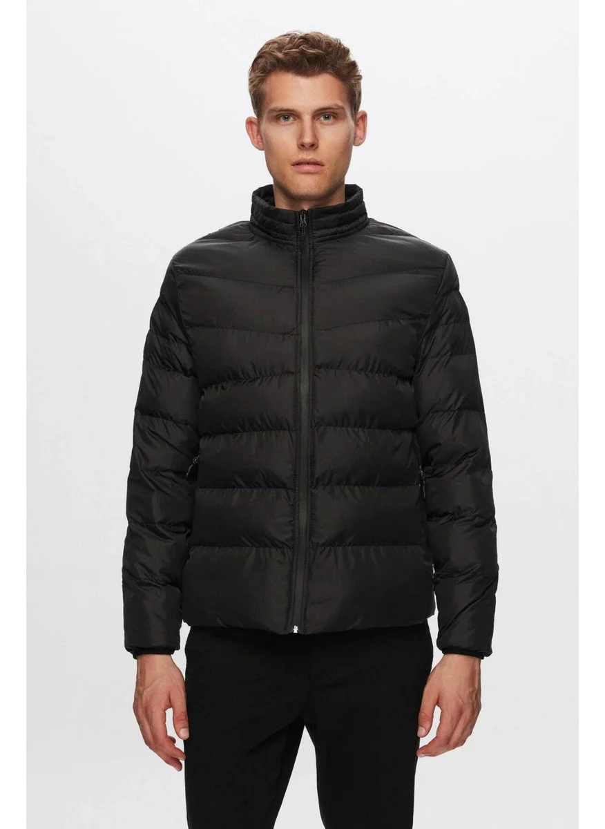 دي أس دامات Slim Fit Black Windproof Fiber Filled Jacket 1HF07ORT01940