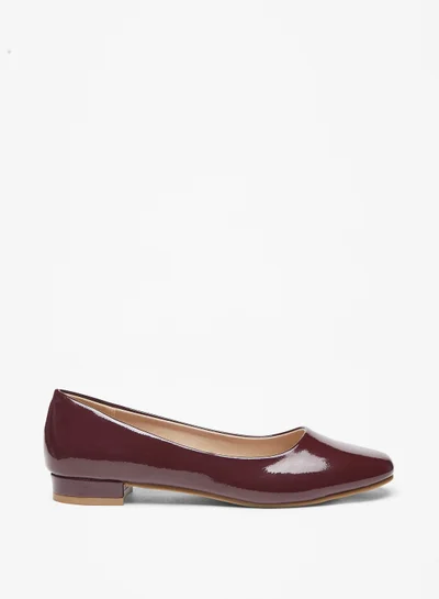 فلورا بيلا من شو إكسبرس Women Textured Slip-On Ballerina Shoes with Block Heels