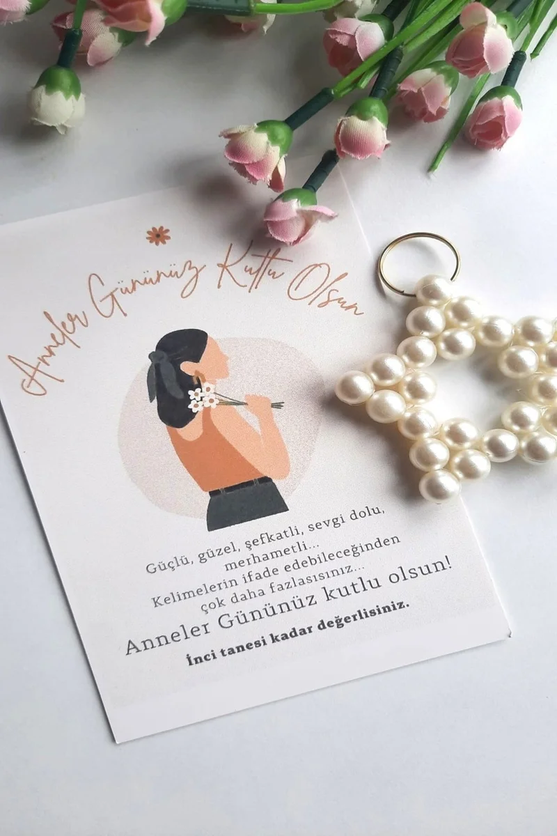 Emtory Home 15 Pieces Pearl Keychain - Cartoon Anime Mother's Day Gift with Coated Card - Gelatin