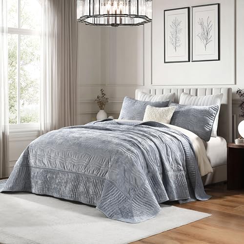 AJOCCI Velvet Super King Size Quilt ExtraLarge Comforter Set Light Blue Bedding Set 130118 with 2 Pillow Shams Luxurious Quilt SetAllSeason 3 Pieces - Image 3