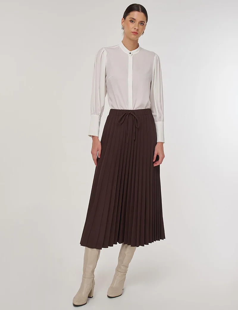 Kayra Lace-Up Pleated Skirt in Dark Brown