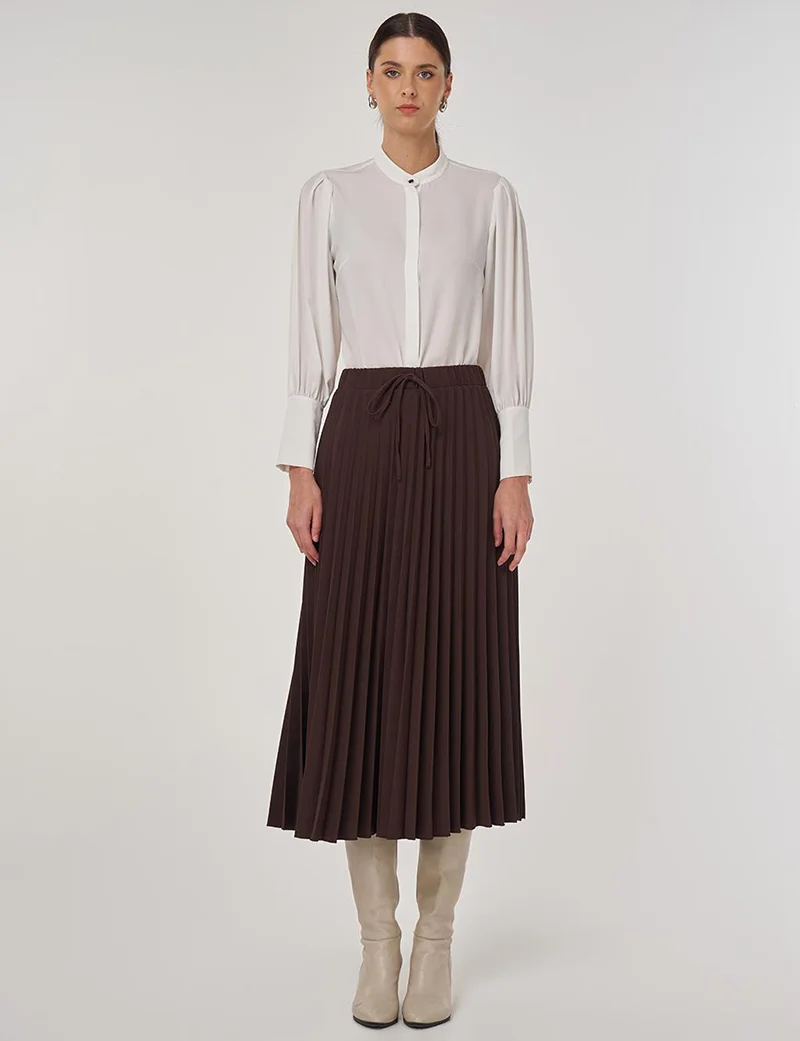 Kayra Lace-Up Pleated Skirt in Dark Brown