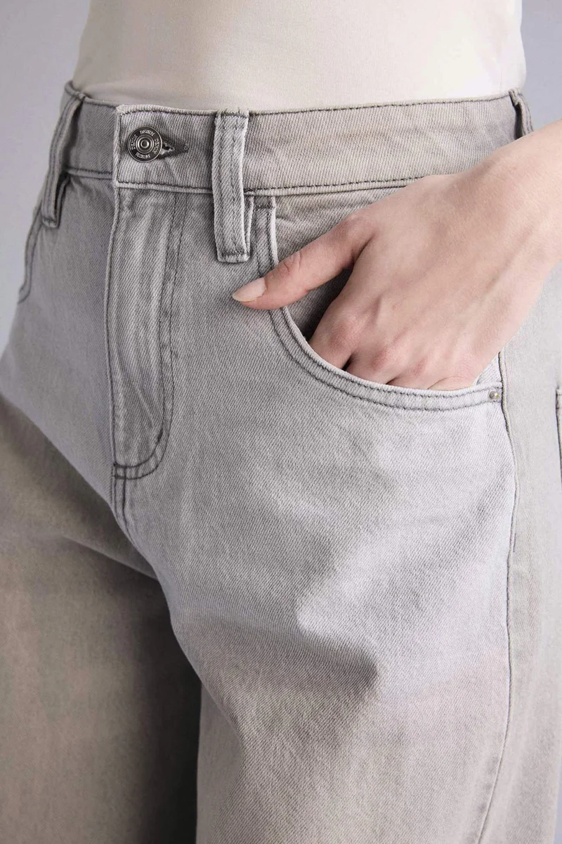 Defacto  Baggy Fit Regular Leg High Waist Jeans for Women | Best Price UAE