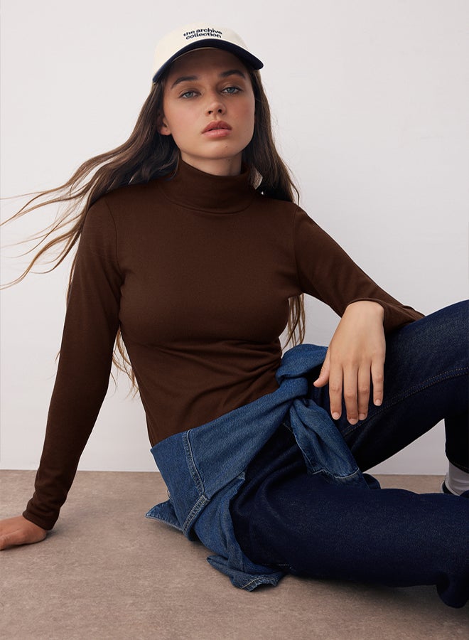 trendyol Brown Premium Soft Fabric Turtleneck Fitted/Slim Fit Stretchy Knitted Blouse - Image 2