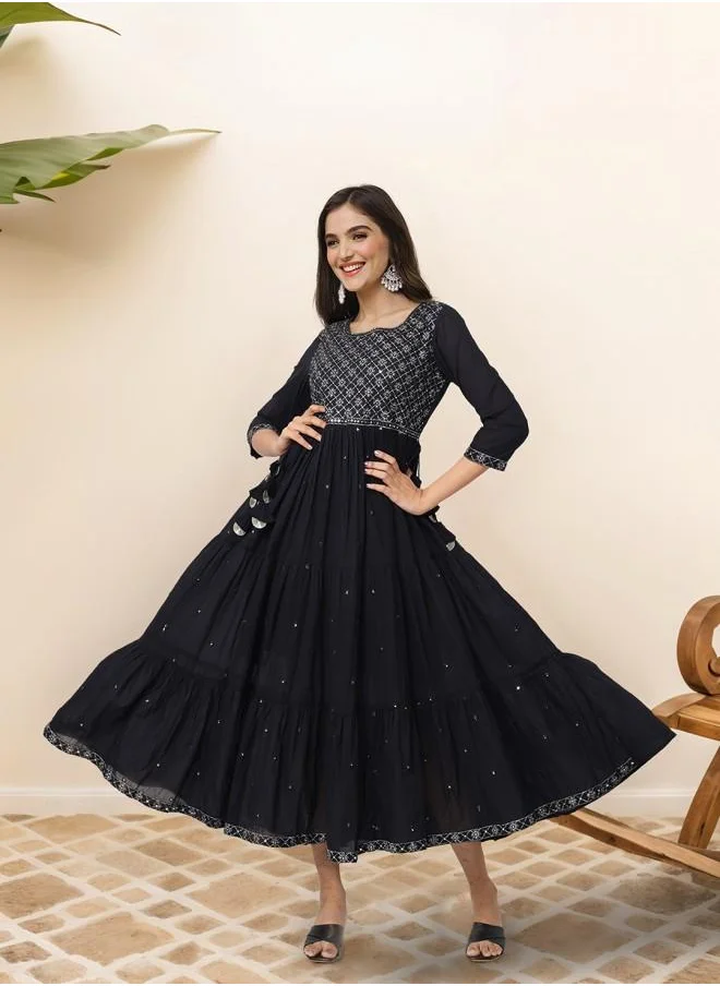 آي شين Three-Fourth Sleeve Women Black Cotton Dress with Embroidered pattern and features a Round neckline and Three-Fourth Sleeve secured with closure and styled in Straight Fit ideal for Festive moments — designed to make heads turn.