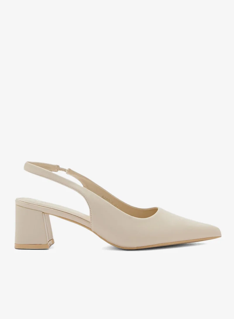 ايلا حذاء بكعب مدبب بحزام خلفي