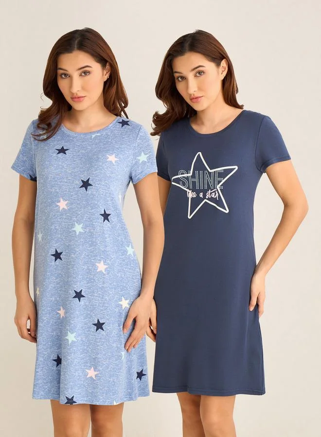 سبلاش فيڤ طقم من قطعتين - فستان نوم قصير الأكمام بطبعة نجوم