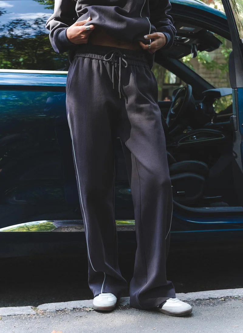 ليتشي بنطلون جيرسي بخطوط متباينة