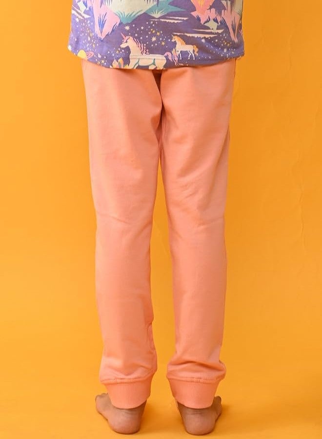 انثريلو بنطال رياضي صيفي للبنات من أنثريلو | مصنوع من مزيج قطني 100% لطيف على البشرة | بنطال رياضي للبنات | ملابس كاجوال | بنطال رياضي صيفي جميل بلون الخوخ - مقاس 1-2 سنة - Image 3