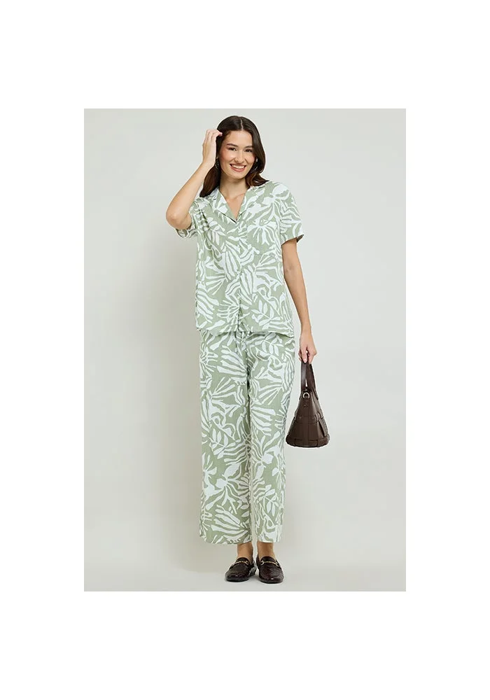 R&b Patterned Shirt with Lapel Collar and Short Sleeves