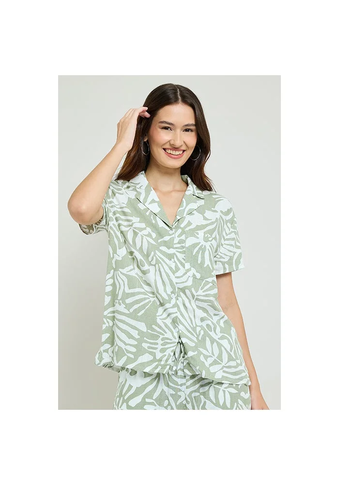 R&b Patterned Shirt with Lapel Collar and Short Sleeves