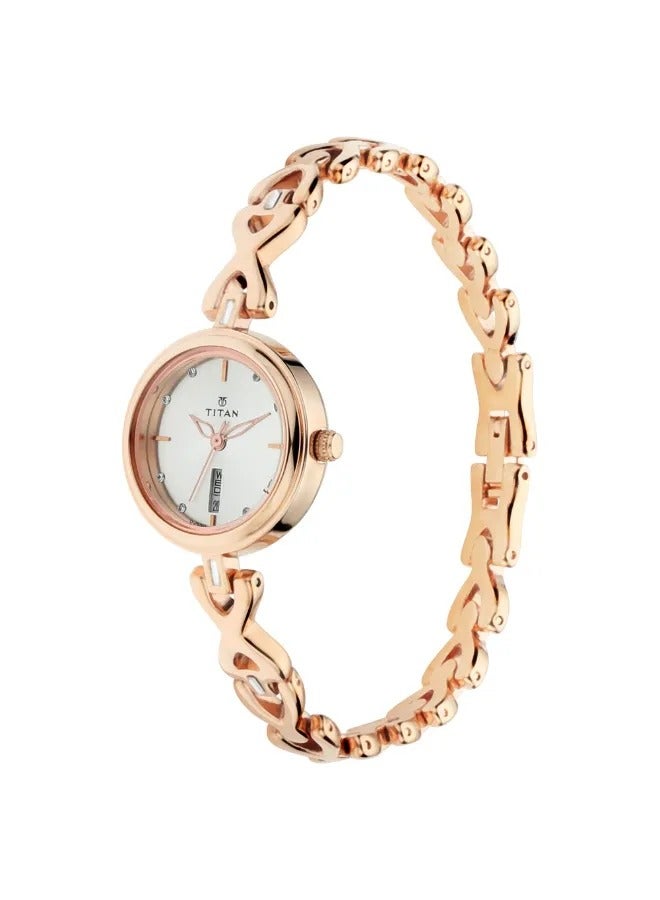 TITAN Women's Analog Round Shape Metal Wrist Watch - 2601WM01 - 33 Mm  - Image 3